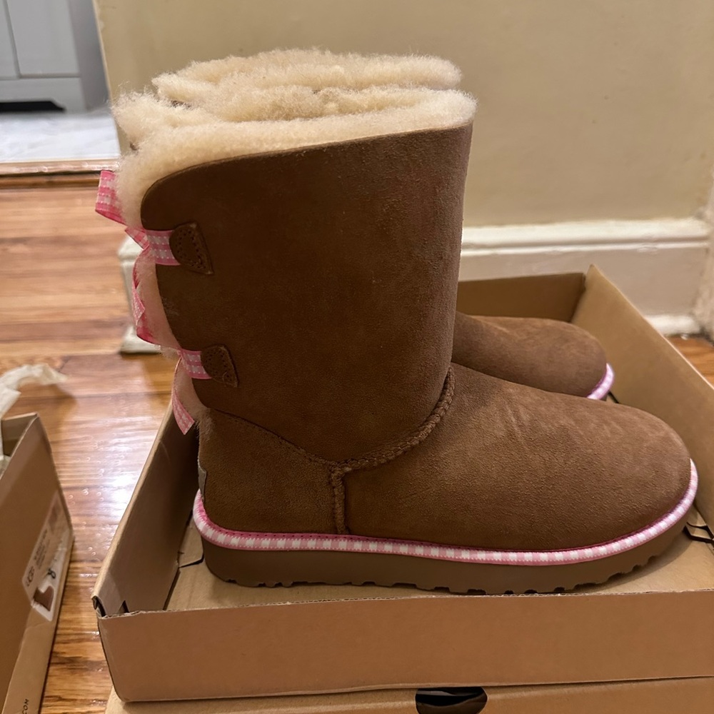 UGG Bailey Bow Gingham boots - Picture 4 of 8